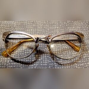 Vintage Cat Eye Aluminum Glasses